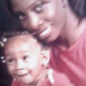 Meet your Posher, Lynette